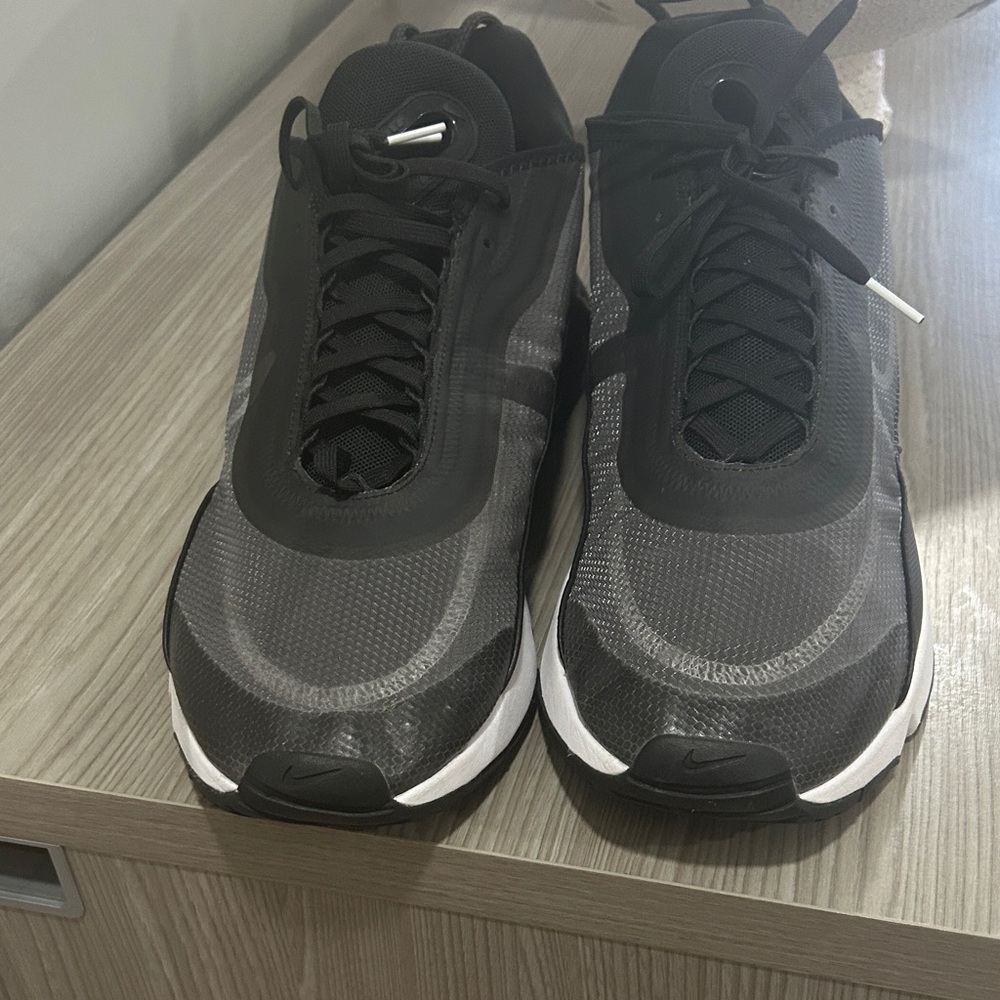 Nike Air Max 2090 US Men's Size 14 Black Wolf Grey